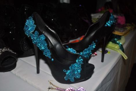 404037_401813569879179_1149687607_n