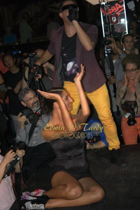 428936_10150979320146962_190867259_n