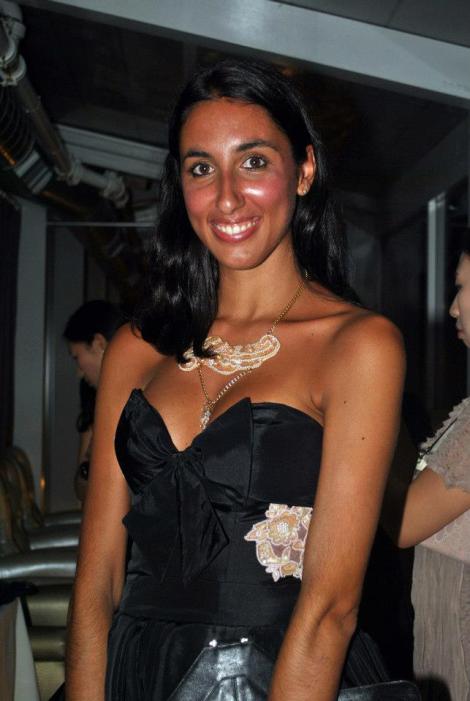 546642_401815263212343_930852913_n