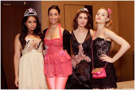 196113_377739758955082_1324849100_n