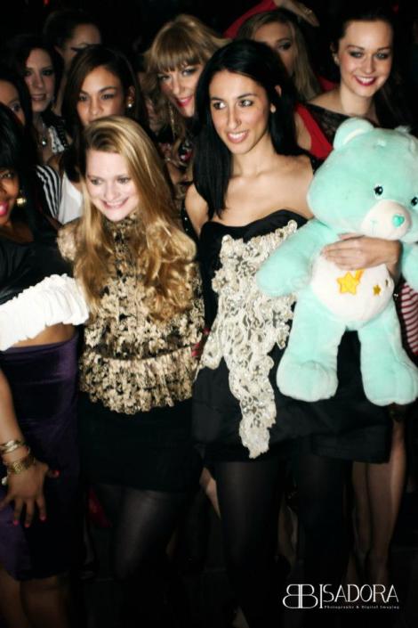 485249_327893337312721_1984054967_n