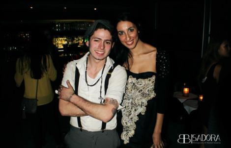 531783_327896113979110_1455144477_n