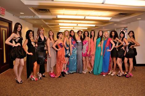 296144_162392030610387_966528026_n