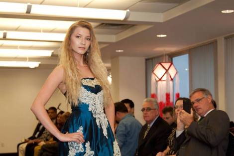 421370_10151939919288765_538133779_n