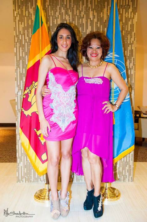 942064_670735659610343_930115768_n