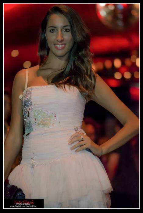 1185790_637050469660440_1628530473_n