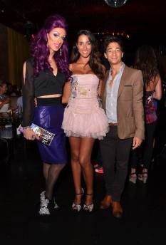 1184749_537215973018390_136638006_n