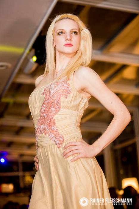 10009589_10203125564676988_889423047_n